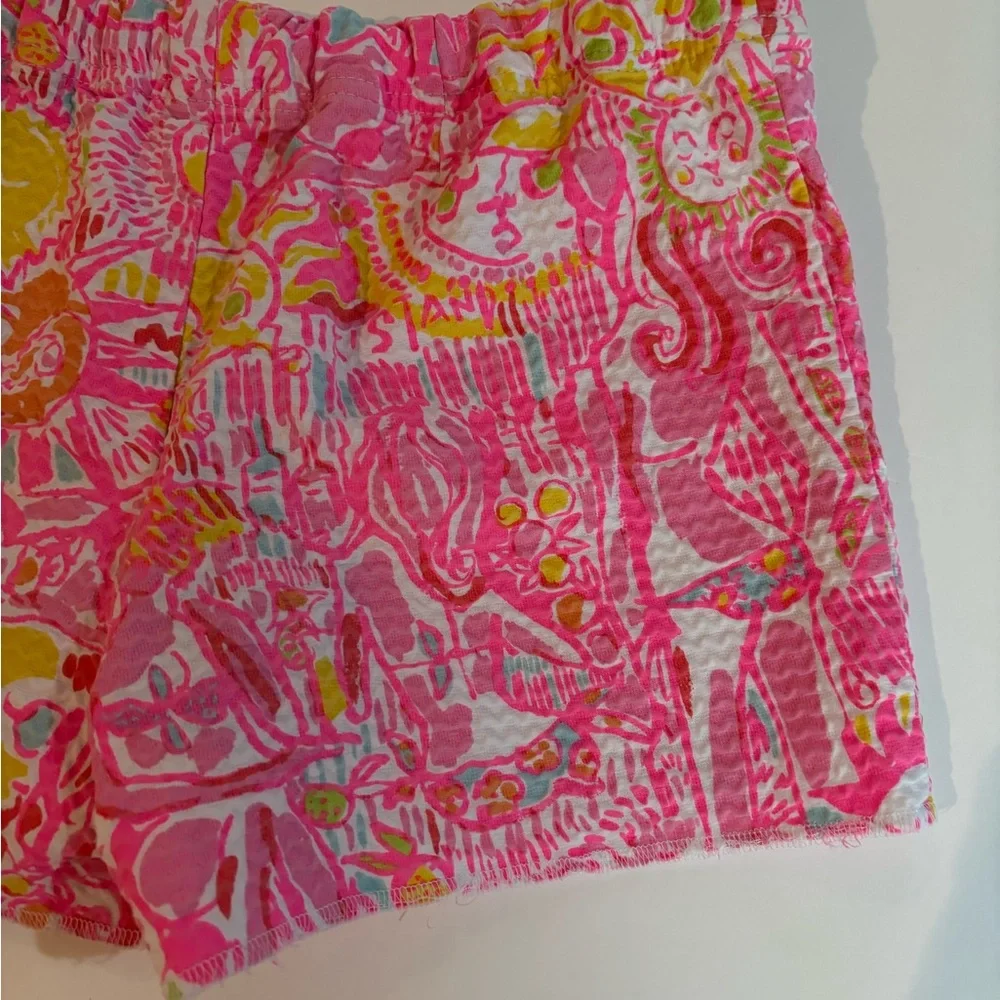 LILLY PULITZER Sz 14 Girls Vibrant Pink Patterned Shorts